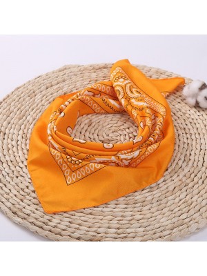 Кърпа за глава бандана Bandana в тъмножълт цвят Кърпа за глава бандана Bandana в тъмножълт цвят