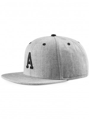 Шапка с козирка в сиво Letter Snapback A  Шапка с козирка в сиво Letter Snapback A