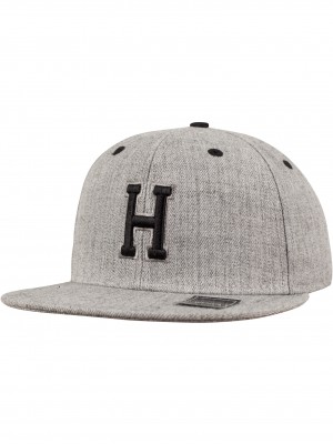 Шапка с козирка в сиво Letter Snapback H  Шапка с козирка в сиво Letter Snapback H