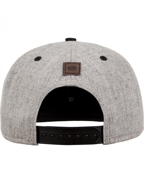 Шапка с козирка в сиво Letter Snapback L, Urban Classics, Шапки с козирка - Complex.bg