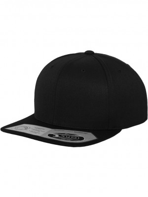 Шапка с козирка в черно 110 Fitted Snapback