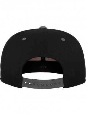 Шапка с козирка 110 Fitted Snapback