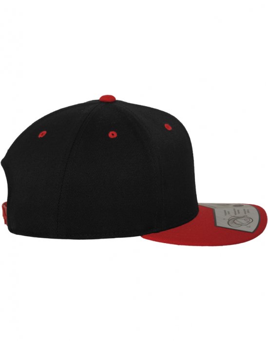 Шапка с козирка в черно 110 Fitted Snapback, Urban Classics, Шапки с козирка - Complex.bg