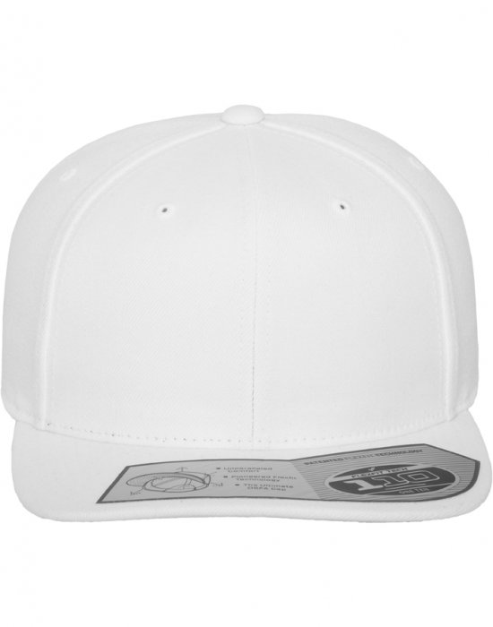 Шапка с козирка в бяло 110 Fitted Snapback, Urban Classics, Шапки с козирка - Complex.bg