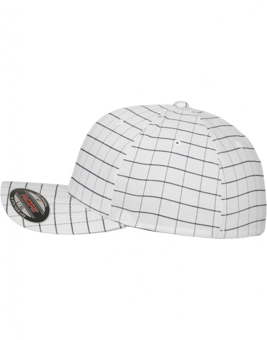 Шапка с козирка в бяло Flexfit Square Check Cap, Urban Classics, Шапки с козирка - Complex.bg