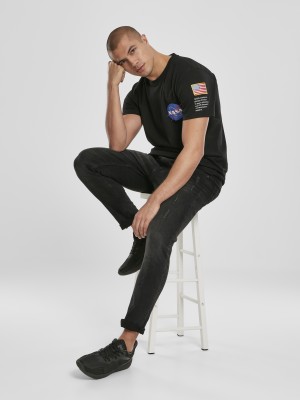 Мъжка черна тениска Mister Tee NASA Insignia
