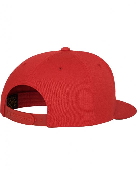 Шапка с козирка в червено Classic 5 Panel Snapback, Urban Classics, Шапки с козирка - Complex.bg