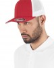 Шапка с козирка в червено и бяло Flexfit Mesh Trucker, Urban Classics, Шапки с козирка - Complex.bg