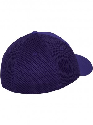 Шапка с козирка в лилаво Flexfit Tactell Mesh