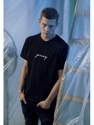 Мъжка черна тениска Mister Tee Pray 