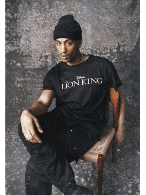 Мъжка тениска MERCHCODE Lion King Logo в черен цвят