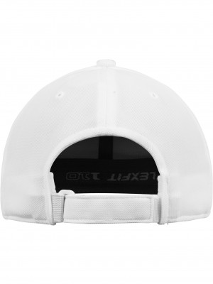 Шапка с козирка Urban Classics 110 Cool & Dry Mini Pique в бял цвят