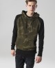 Мъжки суичър в цвят камуфлаж Urban Classics Camo Contrast Raglan Hoody, Urban Classics, Суичъри - Complex.bg