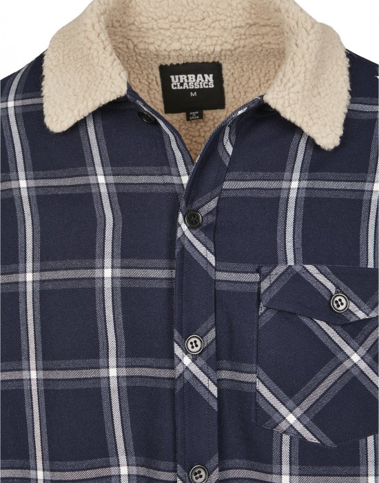 Мъжко тънко яке Urban Classics Sherpa Lined Shirt в тъмносин цвят, Urban Classics, Якета Пролет / Есен - Complex.bg