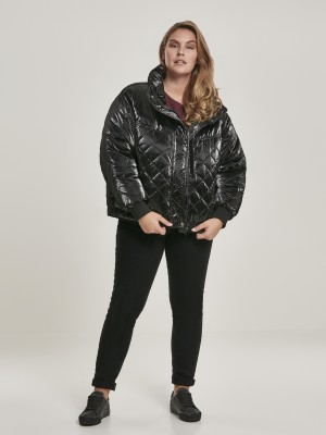 Дамско яке в черно от Urban Classics Ladies Vanish Oversized Diamond Quilt Дамско яке в черно от Urban Classics Ladies Vanish Oversized Diamond Quilt