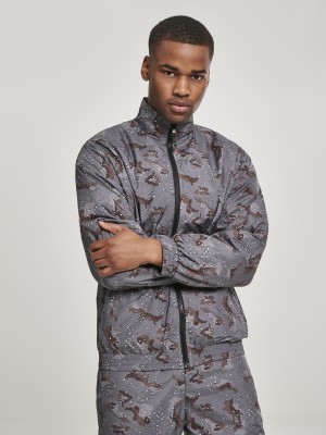 Мъжко яке в камуфлажен цвят от Urban Classics Camo Track 
