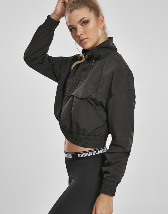 Дамско яке в от Urban Classics Ladies Cropped Crinkle Nylon Pull Over, Urban Classics, Якета - Complex.bg