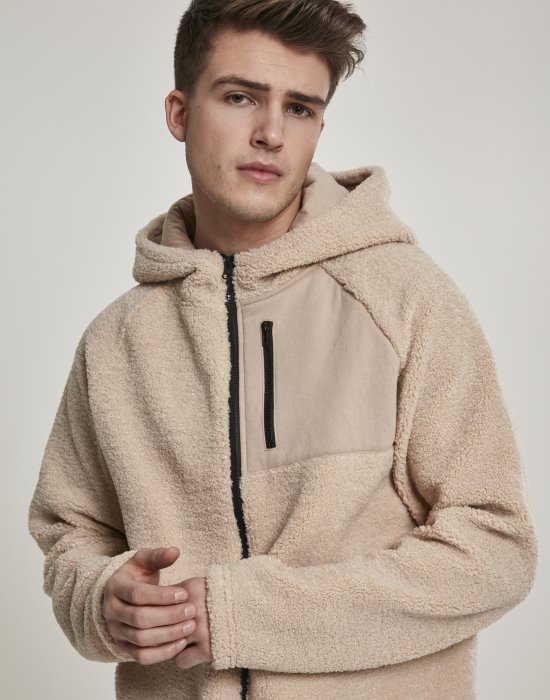 Мъжко яке в пясъчен цвят от Urban Classics Hooded Sherpa Zip, Urban Classics, Зимни якета - Complex.bg