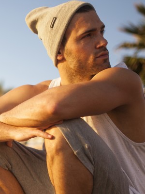 Зимна шапка Бийни сива Urban Classics Beanie TB811