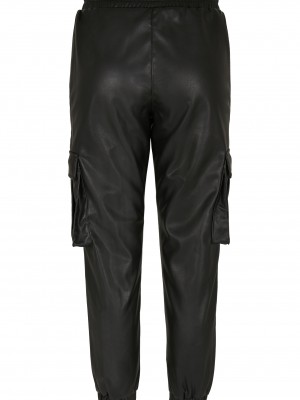 Дамски панталон в черно от Urban Classics Ladies Faux Leather Cargo 