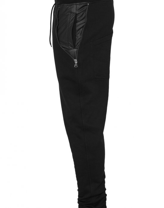 Мъжки спортен панталон в черно Urban Classics Side Zip Leather Pocket Sweatpant, Urban Classics, Панталони - Complex.bg