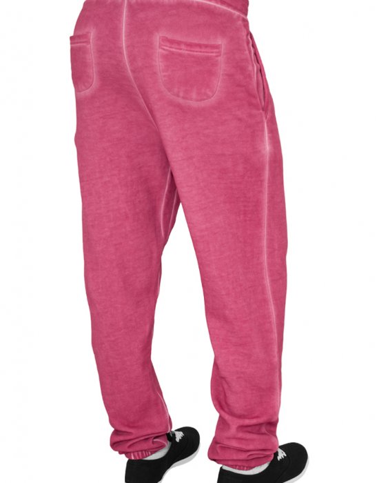 Дамски панталон за свободното време в розово Urban Classics Ladies Spray Dye SweatpantLadies Spray Dye Sweatpant, Urban Classics, Панталони - Complex.bg