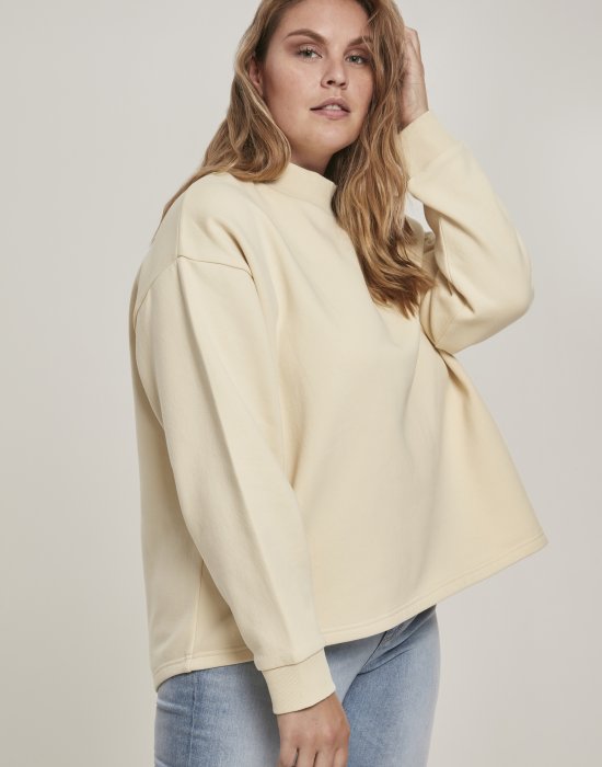 Дамска блуза в пясъчен цвят от Urban Classics Ladies Oversized High Neck Crew, Urban Classics, Блузи - Complex.bg