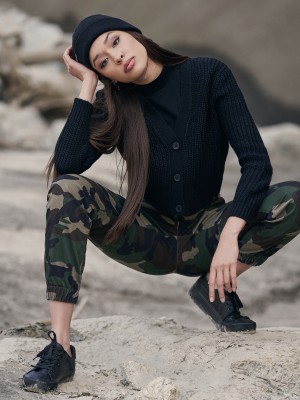 Дамски карго панталон в зелен камуфлажен цвят Urban Classics Ladies High Waist Camo Cargo Pants