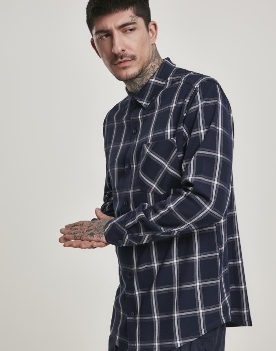 Мъжка карирана риза в тъмносиньо и бяло Urban Classics Basic Check Shirt, Urban Classics, Ризи - Complex.bg