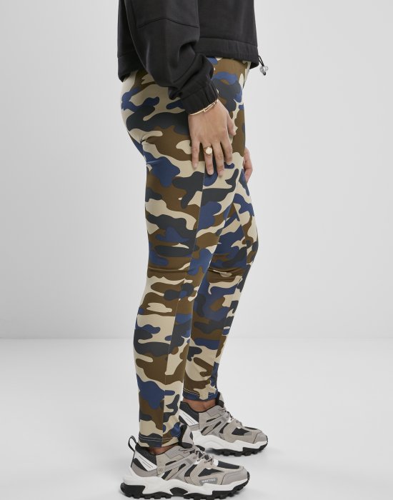 Дамски клин в цвят маслина с камуфлажни шарки Urban Classics Ladies High Waist Camo Tech Leggings, Urban Classics, Клинове - Complex.bg