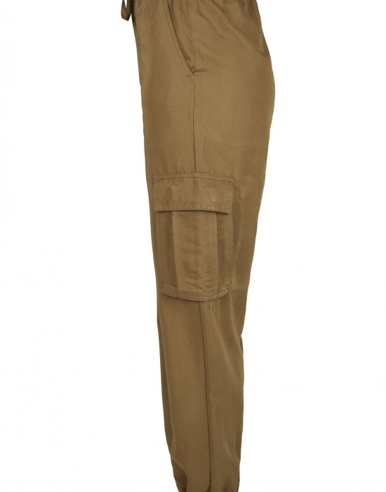 Дамски панталон в цвят маслина от Urban Classics Ladies Viscose Twill Cargo, Urban Classics, Панталони - Complex.bg