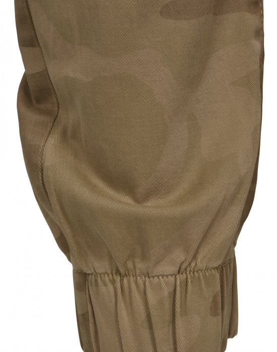 Дамски панталон в пясъчен цвят с камуфлажни шарки Urban Classics Ladies Camo Jogging Pants, Urban Classics, Панталони - Complex.bg