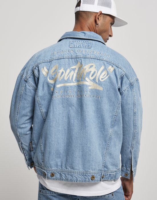 Мъжко дънково яке в син цвят Southpole Script Denim Jacket mid blue, Southpole, Якета Пролет / Есен - Complex.bg