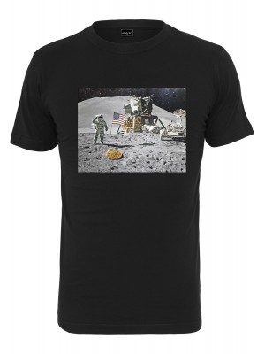 Мъжка тениска в черен цвят Mister Tee Pizza Moon Landing Tee black 