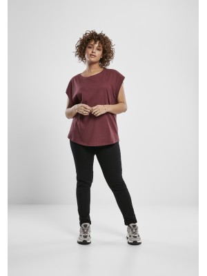Дамска тениска в тъмночервен цвят Urban Classics Ladies Basic Shaped Tee cherry 
