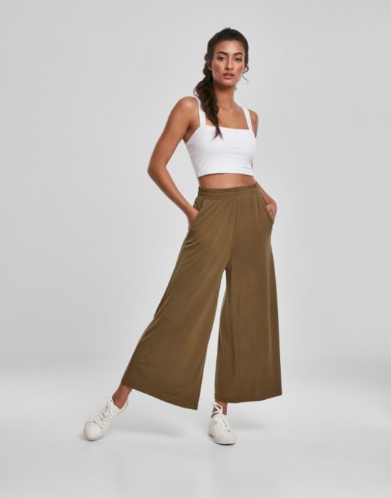 Дамски панталон в масленозелен цвят Urban Classics Ladies Modal Culotte summerolive, Urban Classics, Панталони - Complex.bg