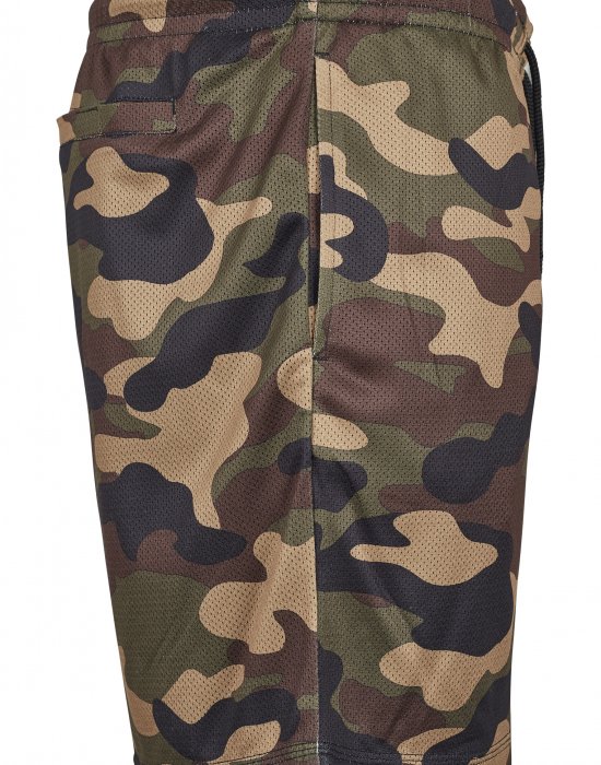 Мъжки къси панталони в камуфлажен цвят Urban Classics Camo Mesh Shorts, Urban Classics, Къси панталони - Complex.bg