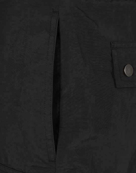 Мъжки къси панталони в черен цвят Urban Classics Nylon Cargo Shorts, Urban Classics, Къси панталони - Complex.bg