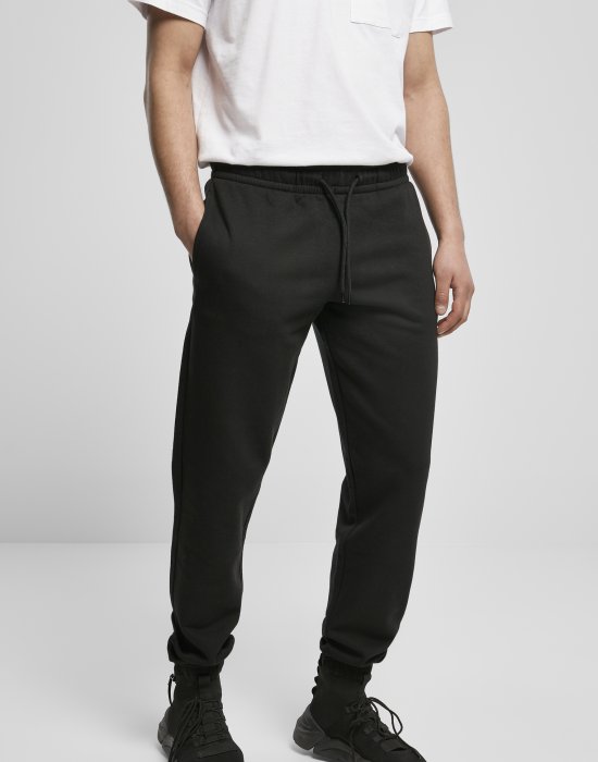 Мъжко долнище в черен цвят Urban Classics Basic Sweatpants 2.0, Urban Classics, Долнища - Complex.bg