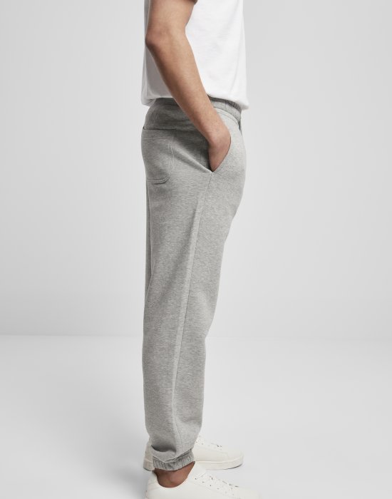 Мъжко долнище в сив цвят Urban Classics Basic Sweatpants 2.0, Urban Classics, Долнища - Complex.bg