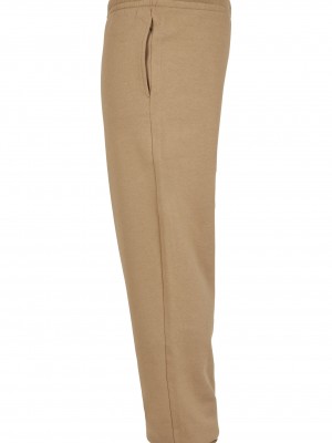 Мъжко долнище в бежов цвят Urban Classics Basic Sweatpants 2.0  Мъжко долнище в бежов цвят Urban Classics Basic Sweatpants 2.0