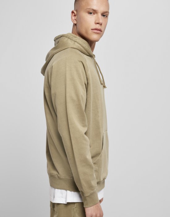 Мъжки суичър в цвят каки Urban Classics Overdyed khaki, Urban Classics, Суичъри - Complex.bg