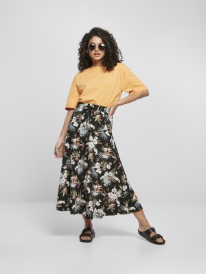 Дамска пола в флорален десен Urban Classics Viscose Midi 
