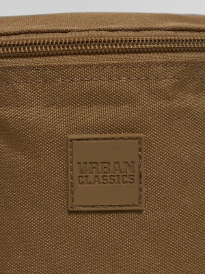 Чанта в кафяв цвят Urban Classics Hip Bag 