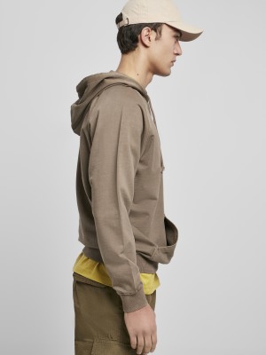 Мъжки суичър в цвят тъмно каки Urban Classics Overdyed 