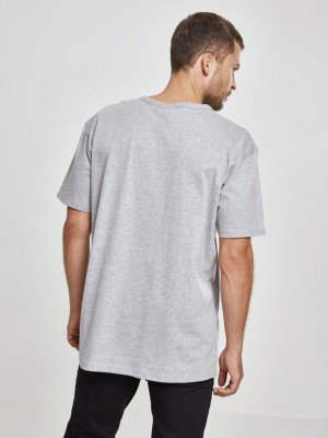 Мъжка уголемена тениска в сиво Oversized Urban Classics