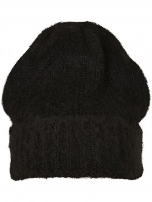 Шапка бийни в черен цвят Acrylic Angora Beanie 
