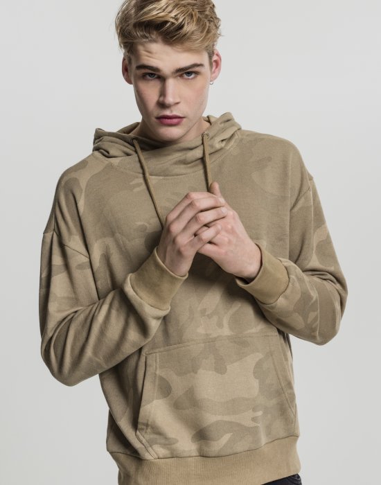 Мъжки камуфлажен суичър Urban Classics sand camo, Urban Classics, Суичъри - Complex.bg