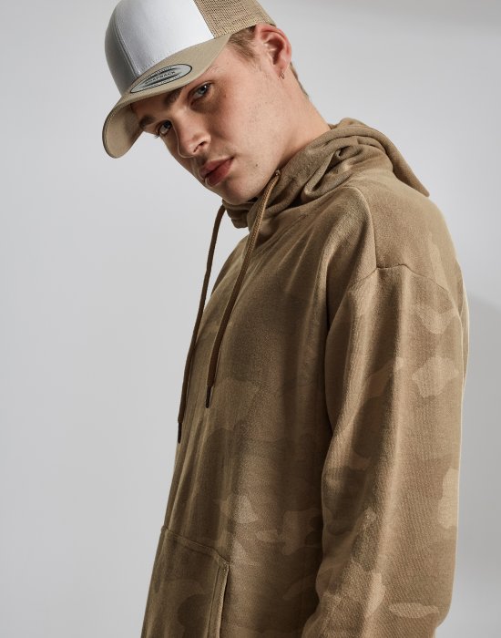 Мъжки камуфлажен суичър Urban Classics sand camo, Urban Classics, Суичъри - Complex.bg