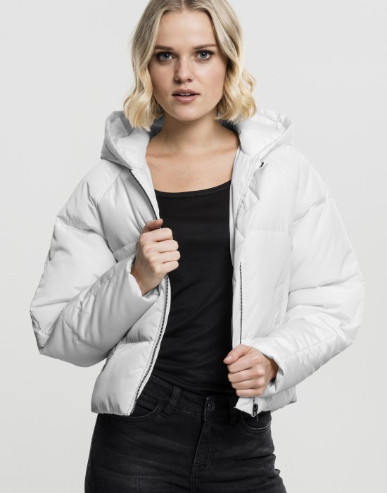 Купи Дамско зимно яке Urban Classics Puffer в бял цвят, Urban Classics, Якета онлайн - Complex.bg Дамско зимно яке Urban Classics Puffer в бял цвят, Urban Classics, Якета - Complex.bg